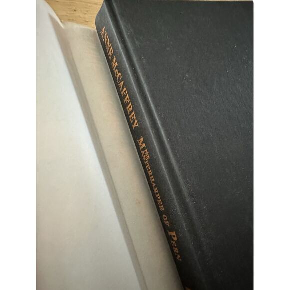 Anne McCaffrey, 2 BKS The Harper Hall of Pern&The Masterharper of Pern HC/BC/DJ - Picture 14 of 15